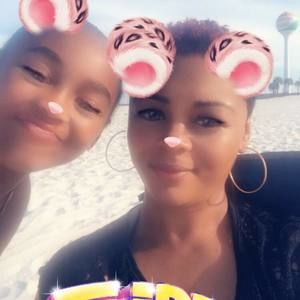 Meet your Posher, Shay shay